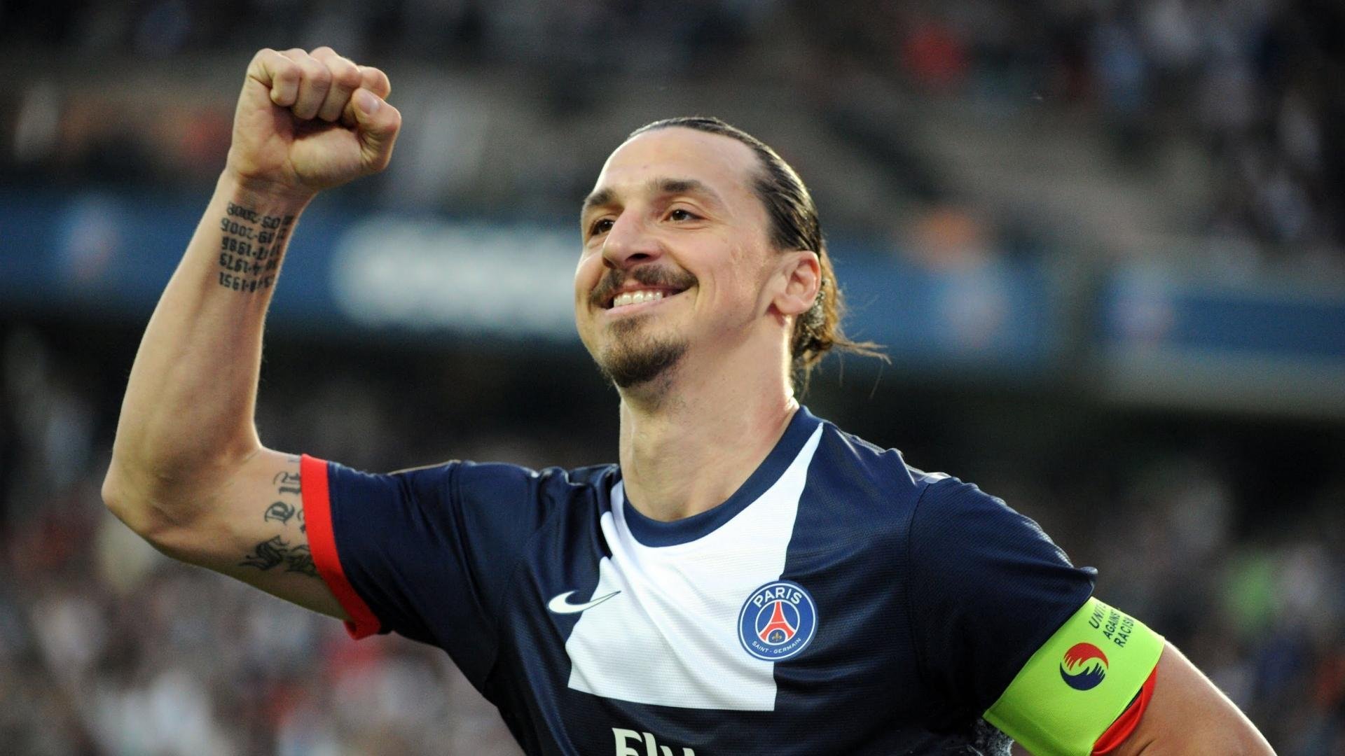 开云入口-塞内加尔球员用“踢雪仗”热身，观众直呼太欢乐，塞内加尔摔跤场谁建的